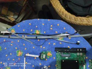 Televisor 85A6BGTUK por piezas.