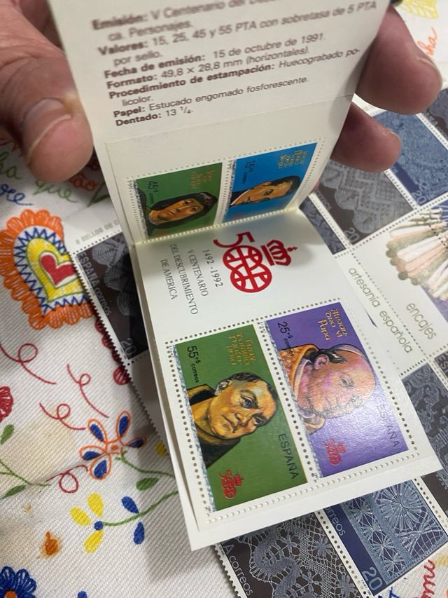 Sellos Conmemorativos España Nuevos. Carnets, hoja