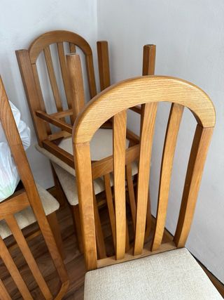 Mesa de comedor de madera maciza y 6 sillas