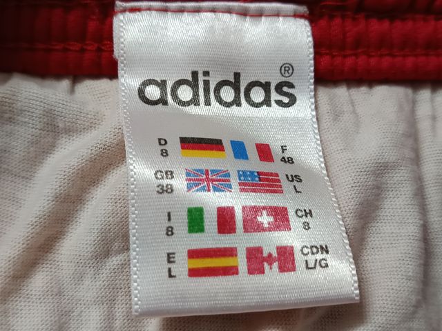 Pantalón corto Adidas 90s Talla L