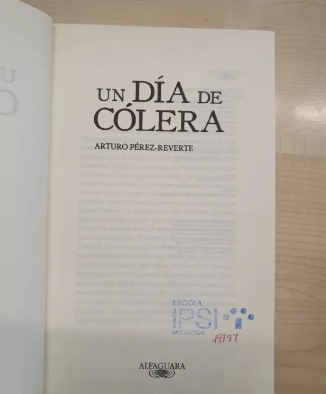 Lote 6 novelas de Arturo Pérez Reverte