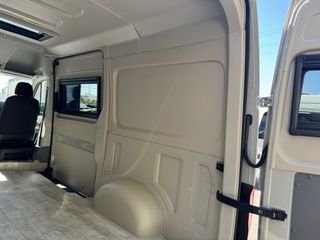 Volkswagen Crafter 2025 Camper Van
