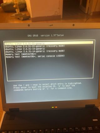 PORTÁTIL RETRO WINDOWS XP – FUNCIONA