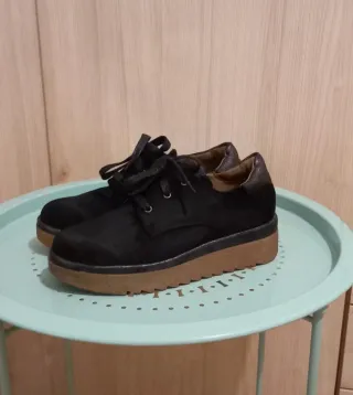 Zapatos de ante negros