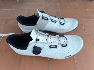 Zapatillas Ciclismo Fi'zi:k Blancas t45