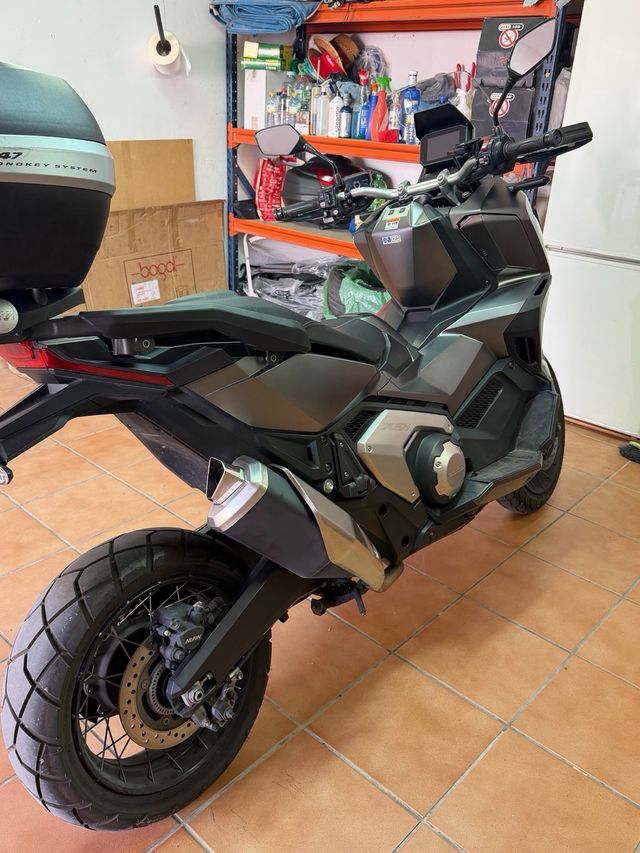 Honda X-ADV gris
