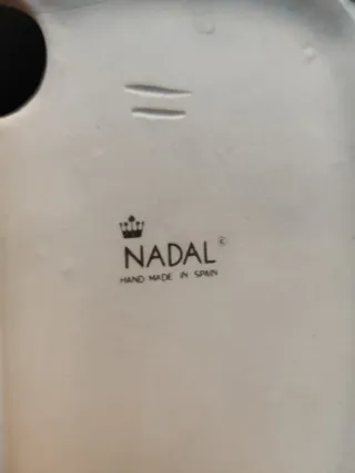 Figura Porcelana Nadal Mujer con Sombrero