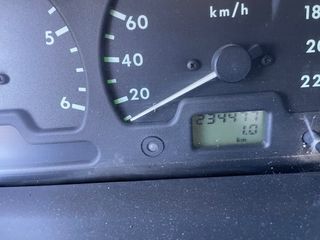 Land Rover Discovery 2003