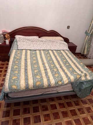 Cama eléctrica y colchón ortopédico 8/10