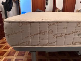 Cama eléctrica y colchón ortopédico 8/10