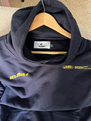 Sudadera Scuffers Negra