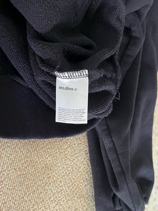 Sudadera Scuffers Negra