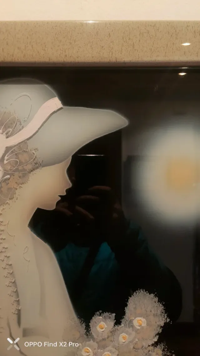 Cuadro cristal pintado a mano costó 250€ precioso