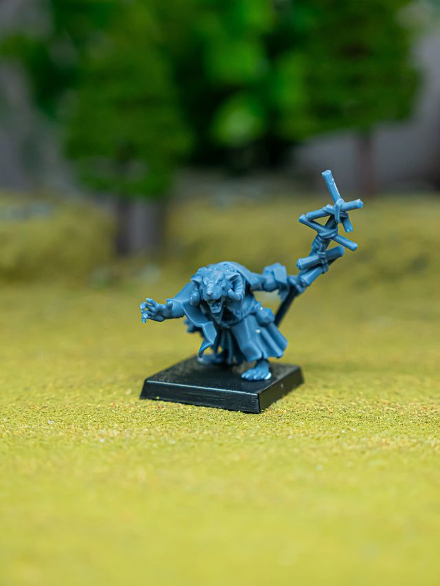 Hombres Rata -IV Sewer Vermin Highlands Miniatures