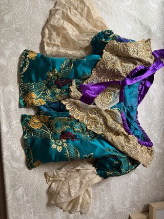 Traje de Fallera impecable y zapatos
