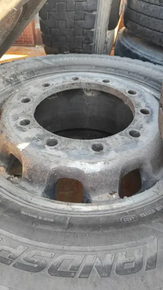 4 Ruedas Camión 315/80R22.5 con Llantas Aluminio