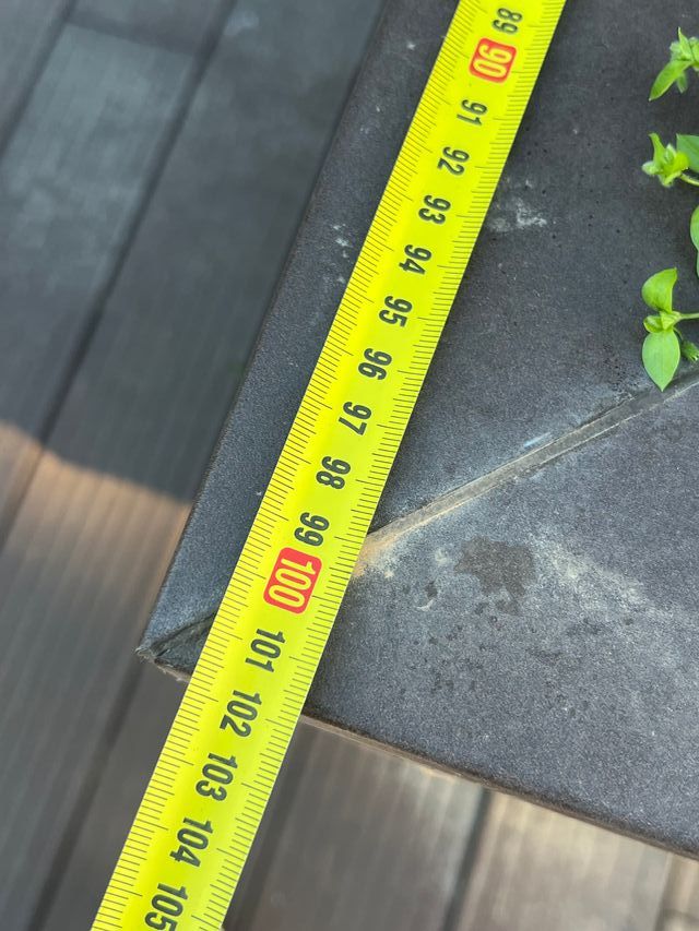 Palmera con maceta de obra Urbatek