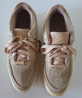 Nike Air Force 1 Suede Plataforma Bege 38.5