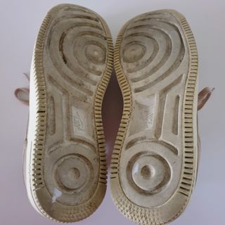 Nike Air Force 1 Suede Plataforma Bege 38.5