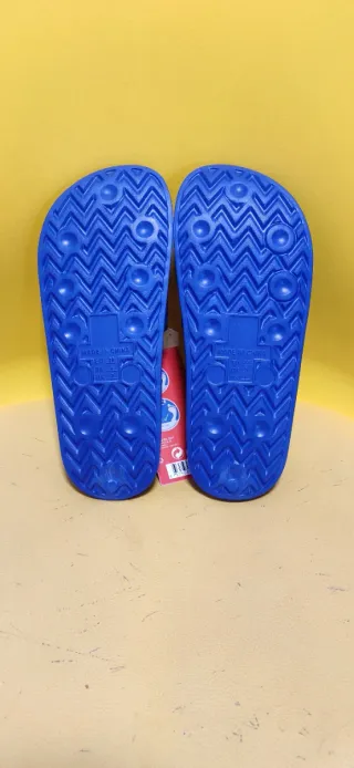 Chanclas talla 38 NUEVAS. OFERTAAAAAAAA