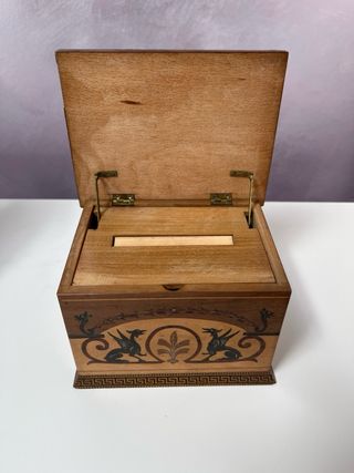 Porta sigarette vintage decorato