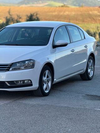 Volkswagen Passat 2011