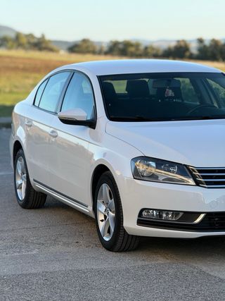 Volkswagen Passat 2011