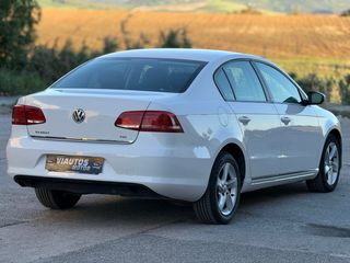 Volkswagen Passat 2011
