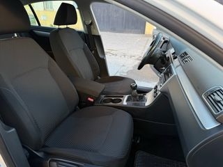 Volkswagen Passat 2011