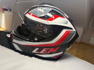 Casco LEM VZN Graphic COMO NUEVO