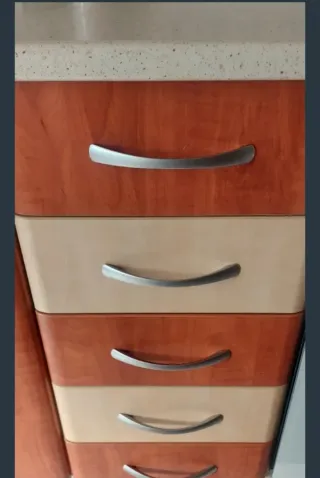 Muebles de cocina madera y cristal