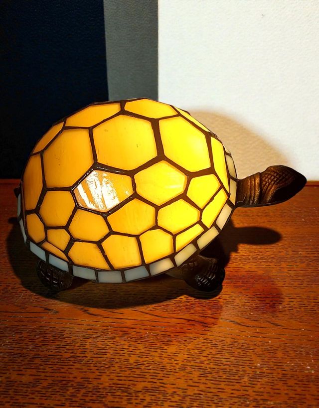 Lampada tartaruga stile Tiffany