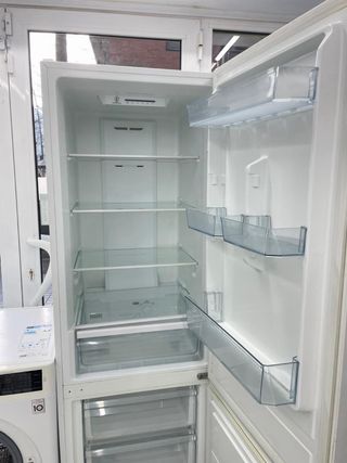 SUPER OFERTA PACK Nevera y Lavadora 8kg Blanca