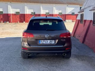 Volkswagen Touareg 2014