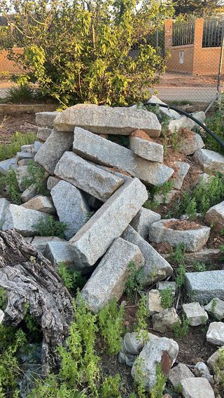 Bordillos de granito para acerado