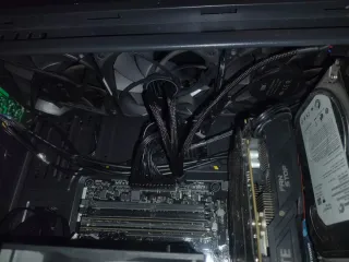 Torre PC Gaming Negra