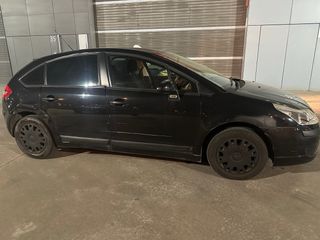 Citroen C4 2008    100.000km