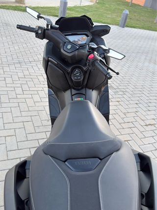 Yamaha X-Max 125cc 2024 Negra