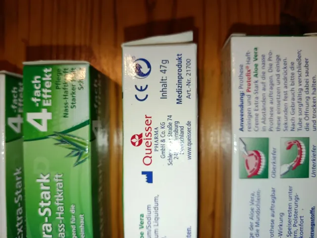 4 Tubos Protefix Crema Fijadora  prótesis dental