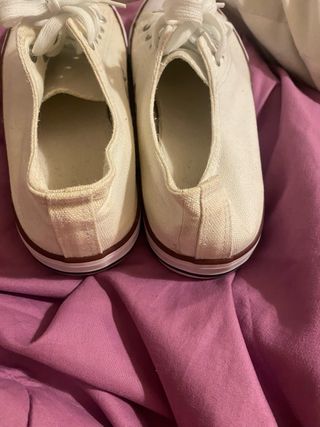 Zapatillas blancas lona