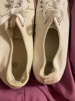 Zapatillas blancas lona