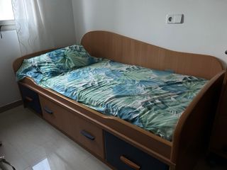 Dormitorio madera completo