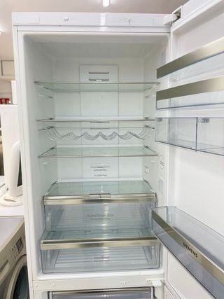 NEVERA Siemens Combi Blanca