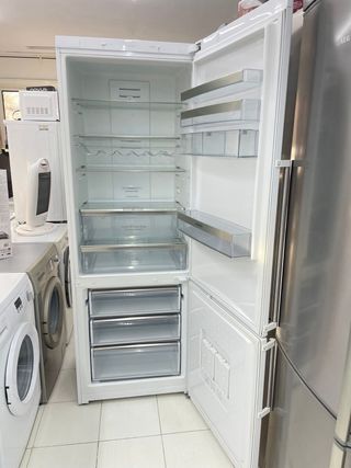 NEVERA Siemens Combi Blanca