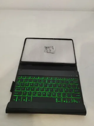 Funda con Teclado Retroiluminado