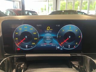 Mercedes-Benz GLA 200 D AMG