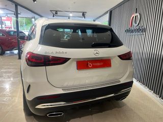 Mercedes-Benz GLA 200 D AMG
