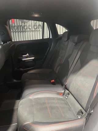 Mercedes-Benz GLA 200 D AMG
