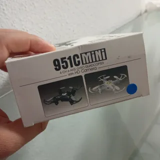 Mini dron FQ777 951 MINI 4 CH 6-AXIS GYRO