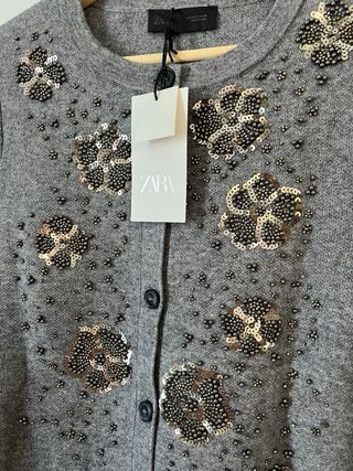 Cardigan Zara Gris con Lentejuelas